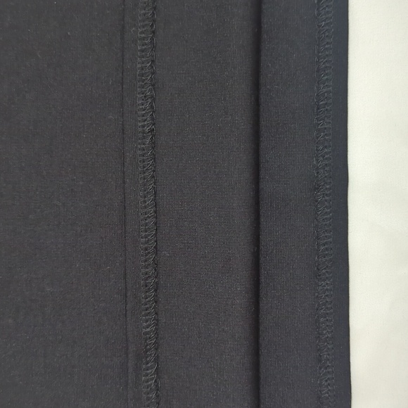 NWT Ann Taylor Short Sleeve V Neck Top, Color Gray/Black Size XXL - Picture 6 of 14